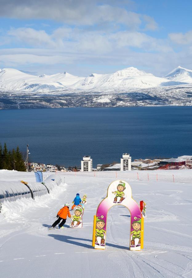Basecamp Narvik Hotel Buitenkant foto
