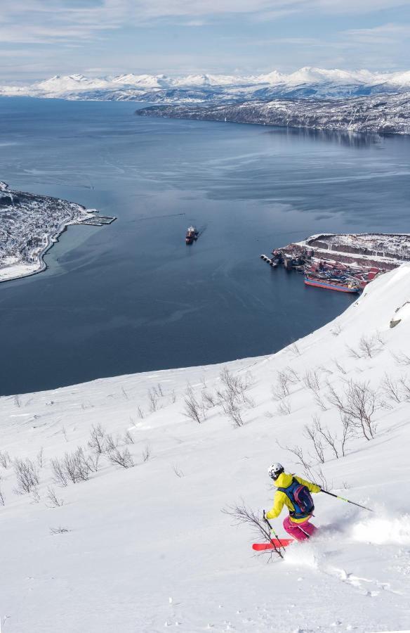 Basecamp Narvik Hotel Buitenkant foto